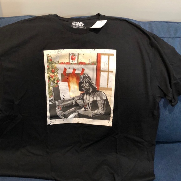 Star Wars Christmas tee shirt brand new - Picture 1 of 2